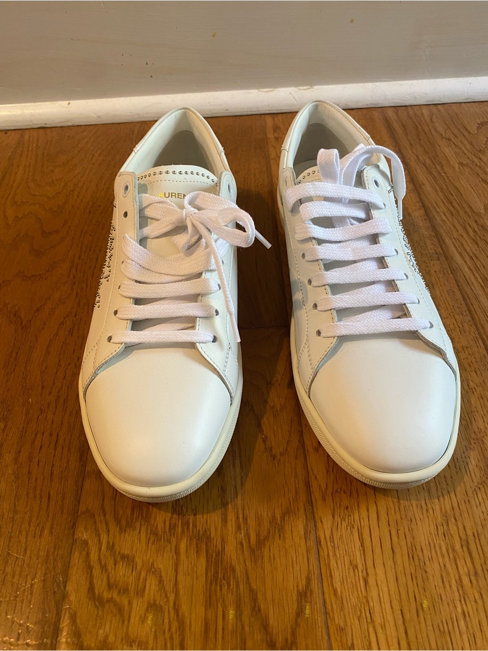 Saint Laurent White Leather Low-Top Sneakers with Stud Logo - Picture 5 of 15